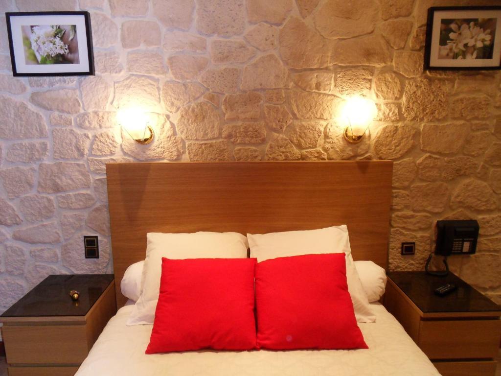 Savoy Hotel Le Bourget-du-Lac Room photo